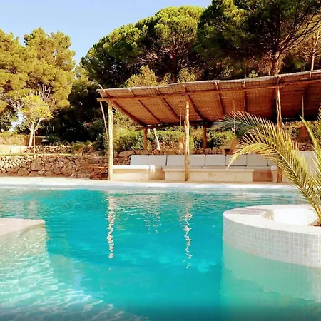 Nyaraló Ibiza Large And Luxurious Finca In Very Exclusive Environment